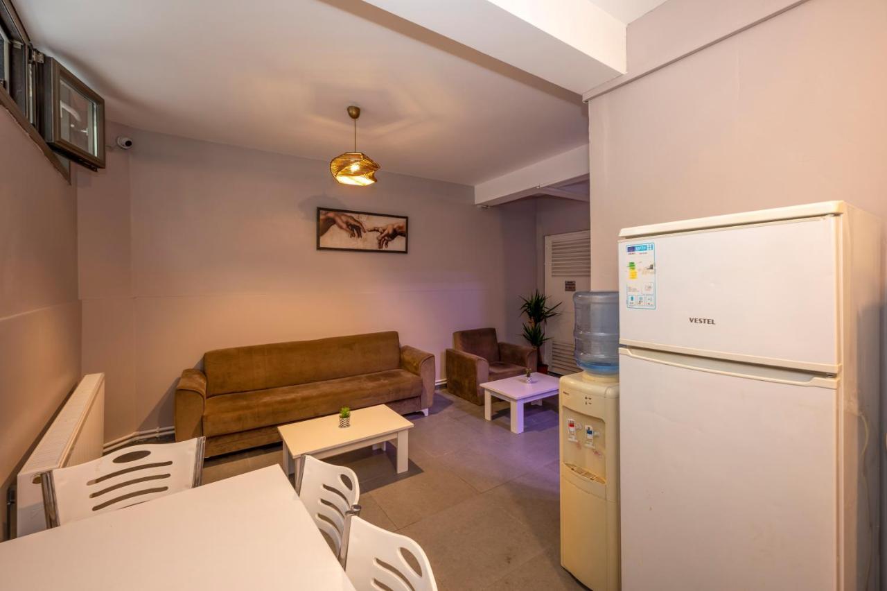 Taksim Square Hostel اسطنبول المظهر الخارجي الصورة